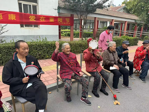情暖伊德康 爱在重阳节