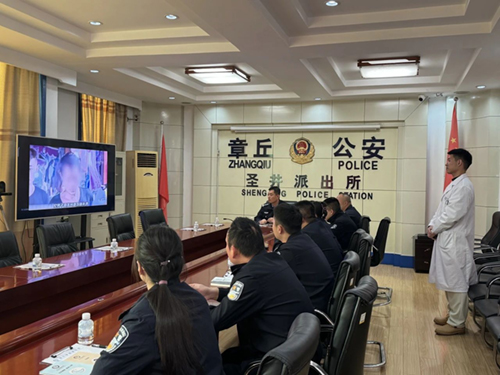 从“心”助力 守护警“心”